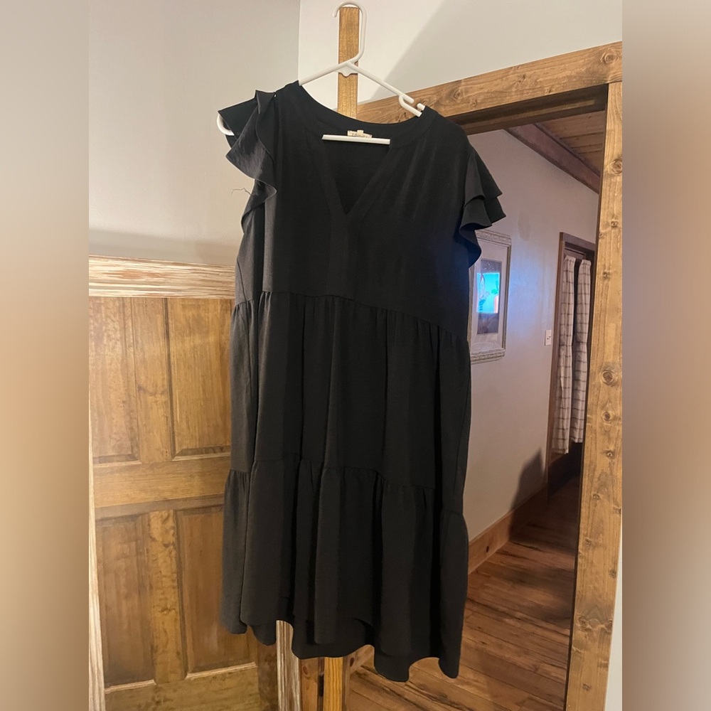 Women’s dress large